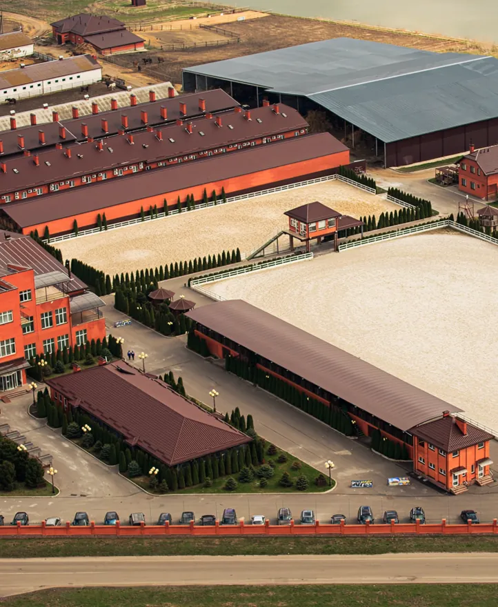 атмосфера кінного спорту та справжнього європейського комфорту