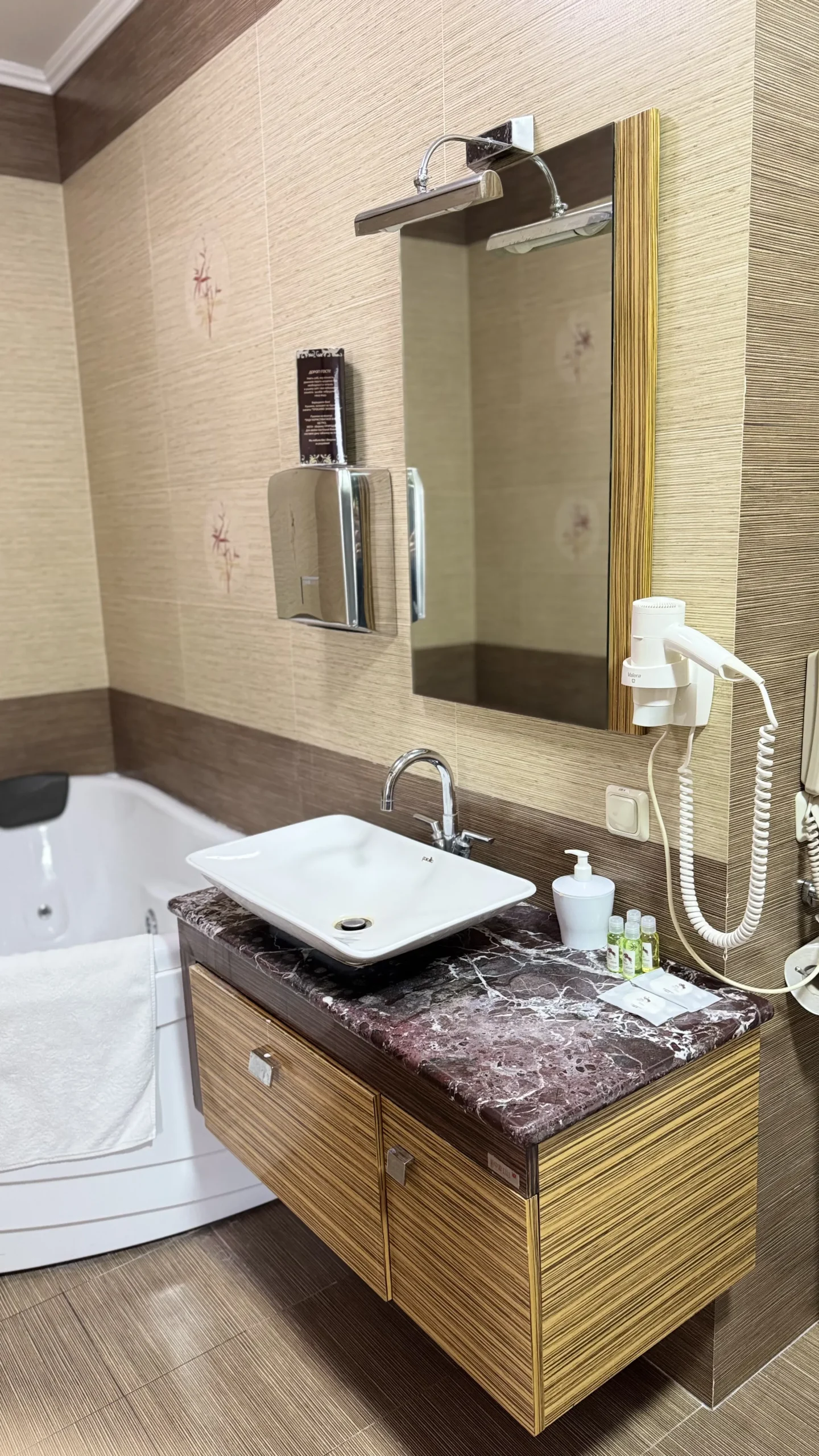 Люкс двокімнатний dbl