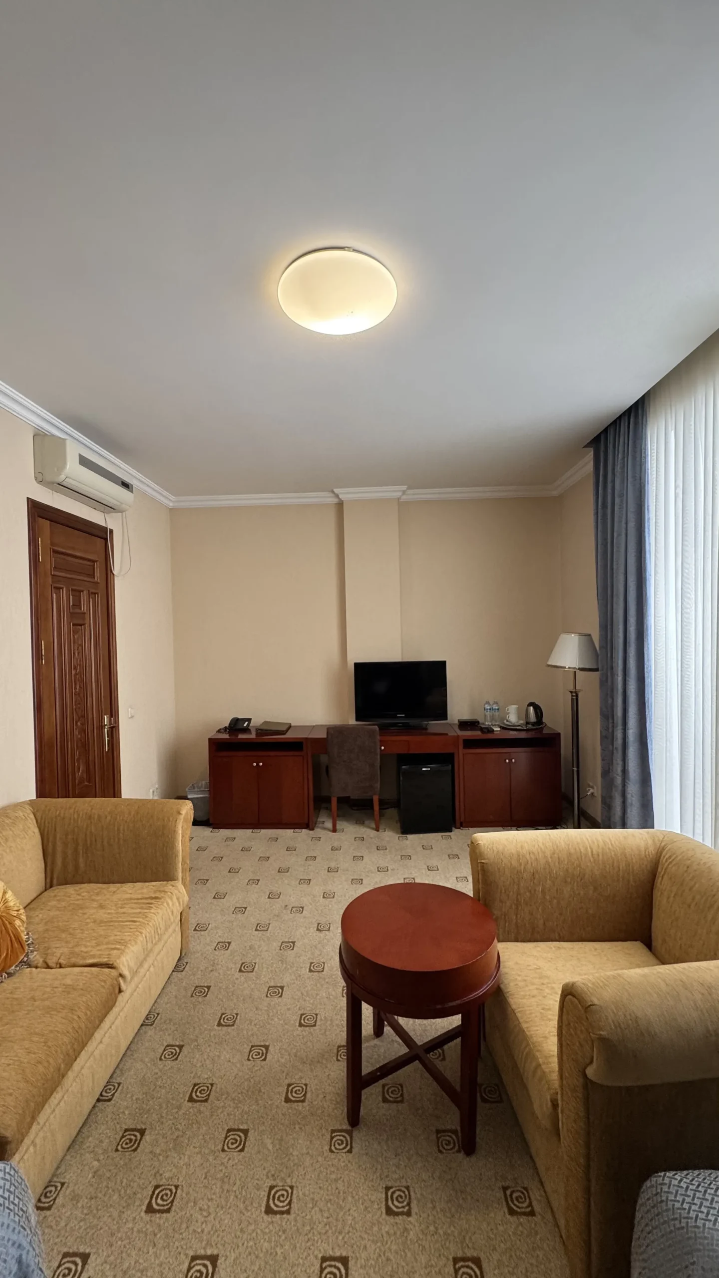 Напівлюкс twin з диванчиком