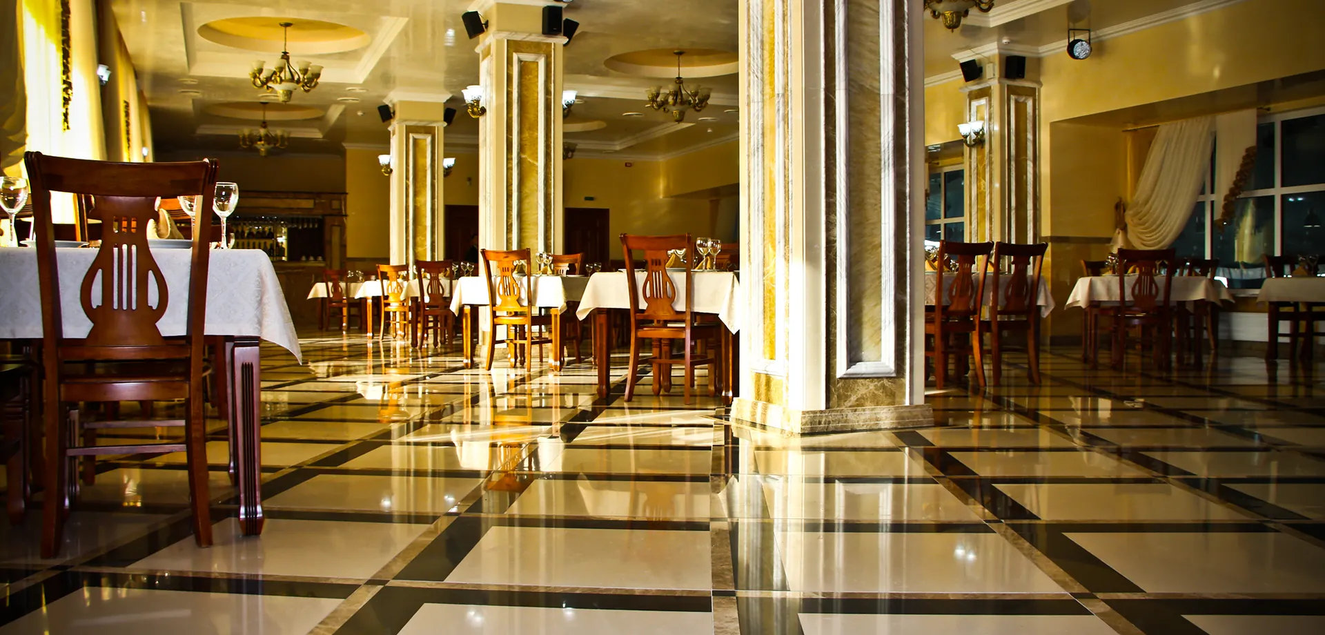 ресторан “parade allure”